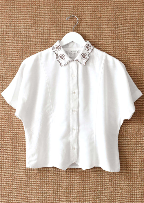 vintage embroidered linen blouse (s/m)