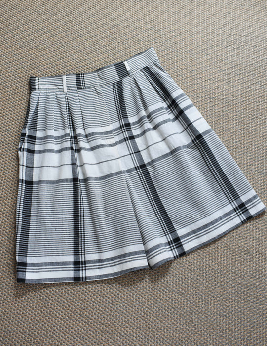 vintage plaid trouser shorts (l)