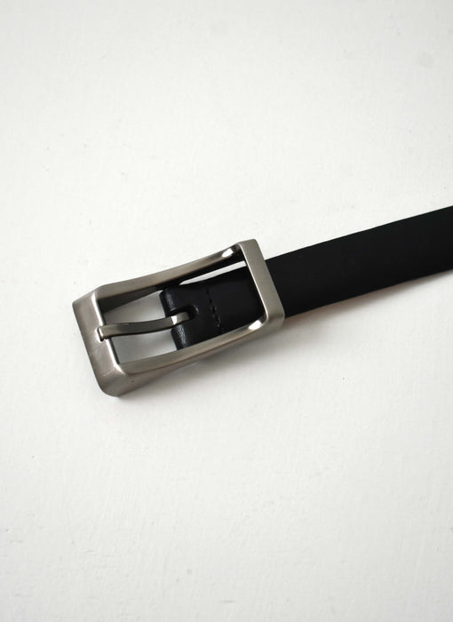 Minimalist Leather Belt (m)