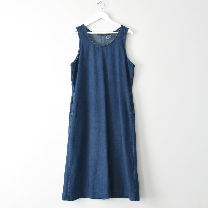 vintage denim jumper dress (m)
