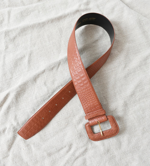 vintage wide brown leather belt (s/m)