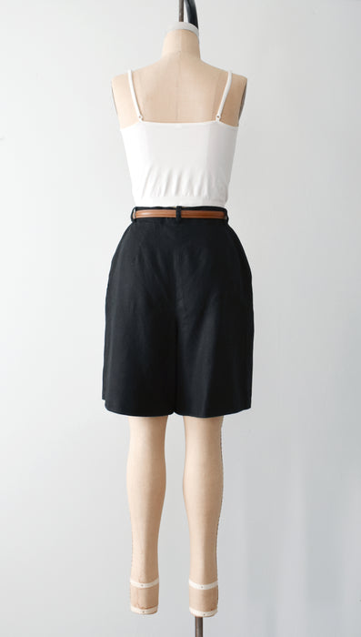 vintage black linen shorts (m)