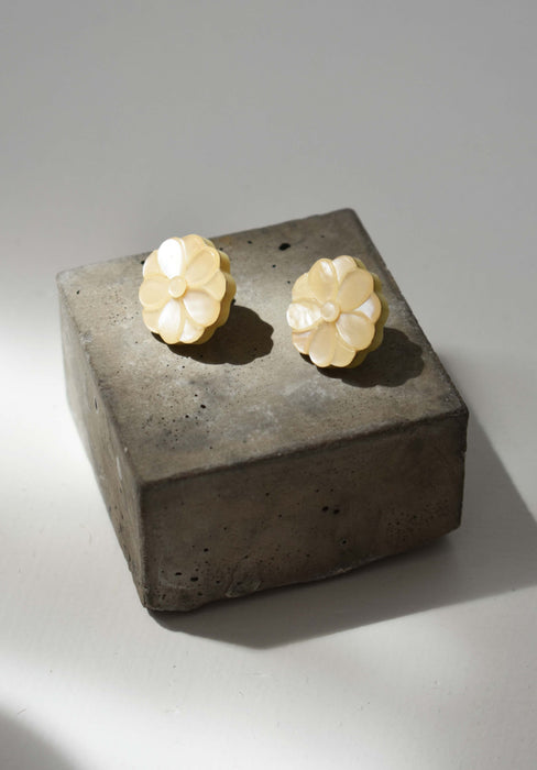 vintage floral mother of pearl earrings